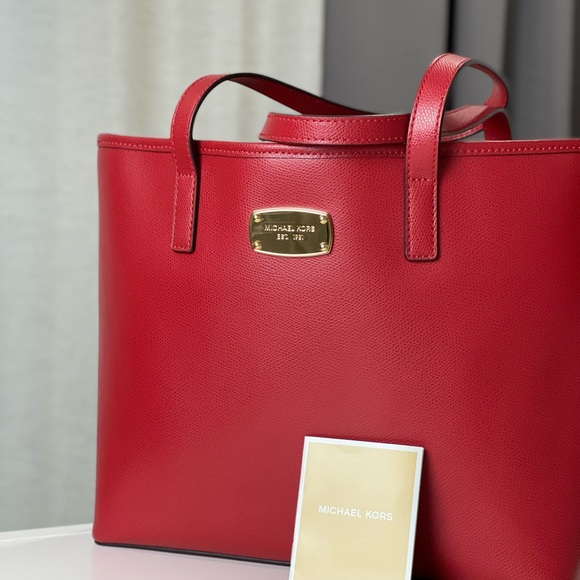 Michael Kors Jet Set Red Travel Tote - Picture 7 of 8